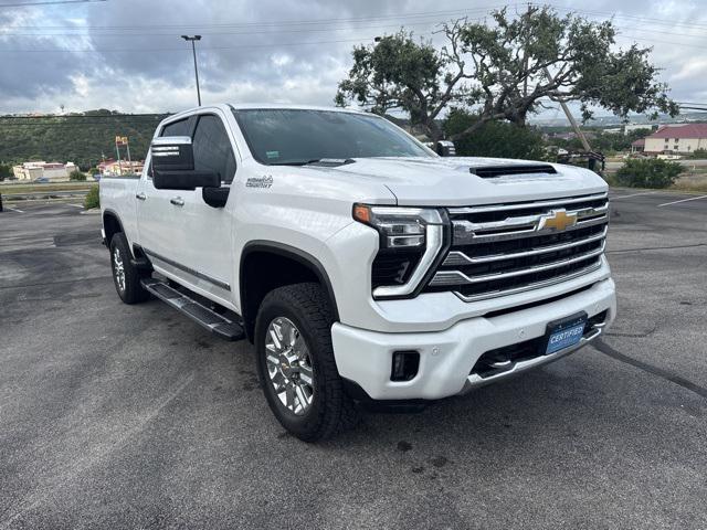 2024 Chevrolet Silverado 2500HD 4WD Crew Cab Standard Bed High Country
