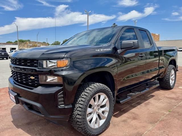 2020 Chevrolet Silverado 1500 4WD Double Cab Standard Bed Custom