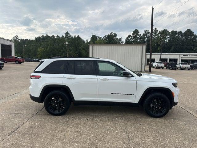 2024 Jeep Grand Cherokee Altitude 4x4 2024 Jeep Grand Cherokee Altitude 4x4
