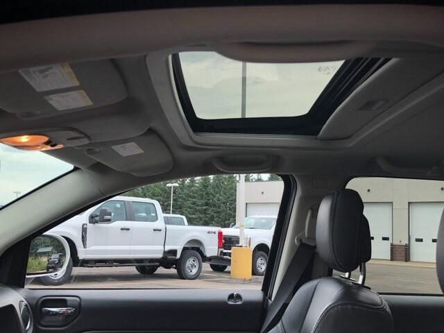 2017 Jeep Compass High Altitude 4x4 2017 Jeep Compass High Altitude 4x4