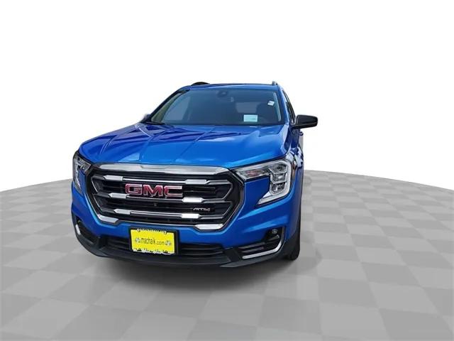 2024 GMC Terrain AWD AT4