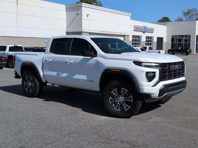 2024 GMC Canyon 4WD AT4