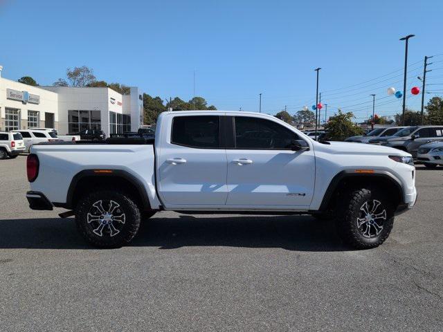 2024 GMC Canyon 4WD AT4