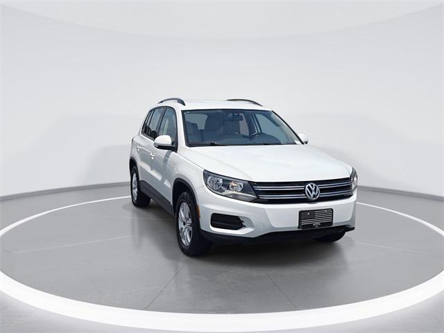 2016 Volkswagen Tiguan S