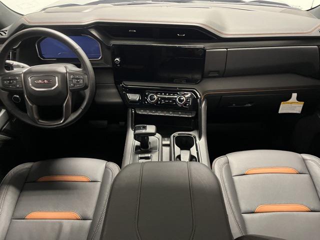 2024 GMC Sierra 1500 4WD Crew Cab Short Box AT4