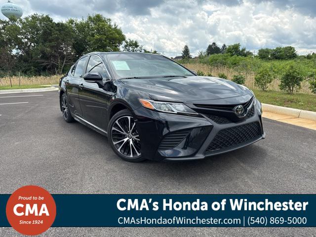 2020 Toyota Camry SE