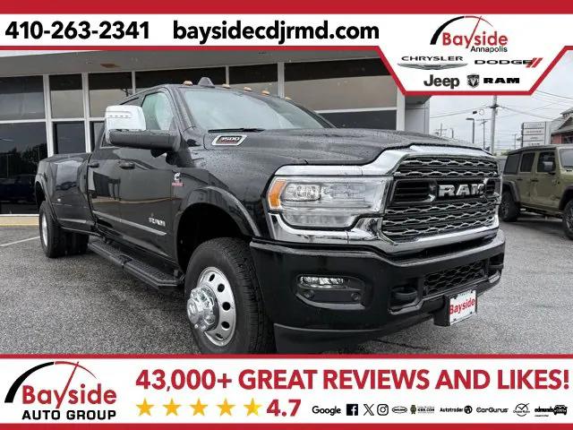 2024 RAM 3500 Limited Crew Cab 4x4 8 Box