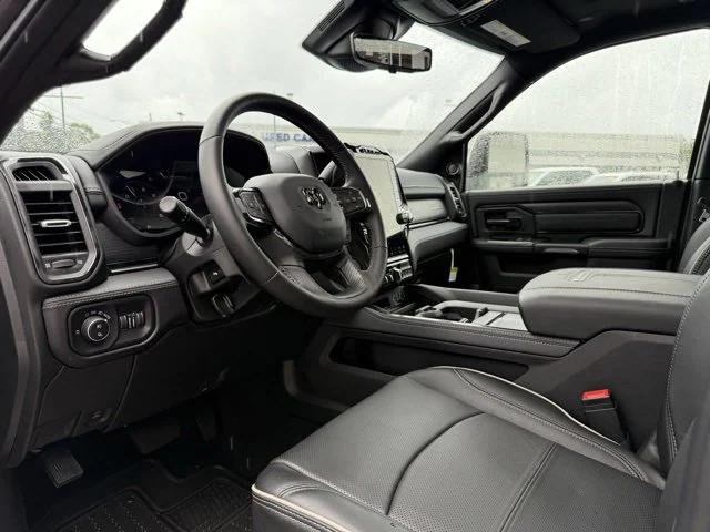2024 RAM 3500 Limited Crew Cab 4x4 8 Box