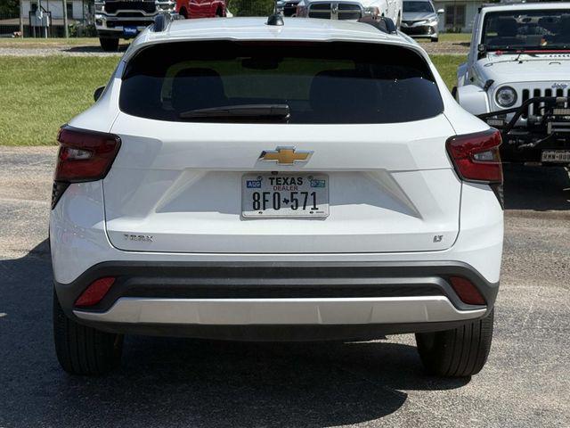 2025 Chevrolet Trax FWD LT