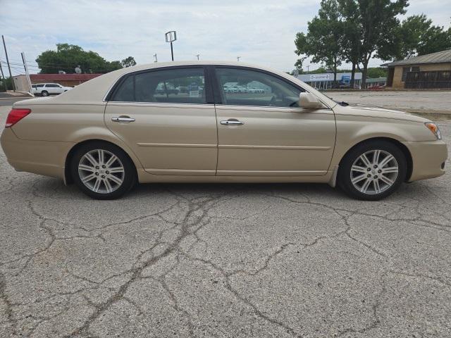 2010 Toyota Avalon 