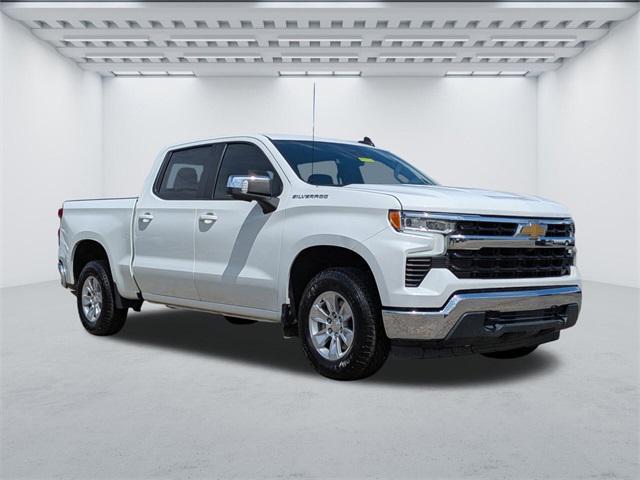 2022 Chevrolet Silverado 1500 2WD Crew Cab Short Bed LT