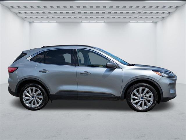 2022 Ford Escape Titanium