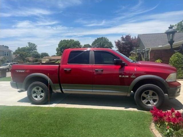 2010 Dodge Ram 1500 SLT/Sport/TRX