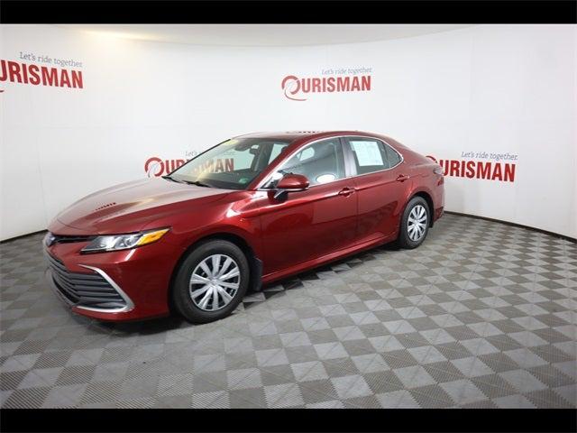 2022 Toyota Camry LE Hybrid