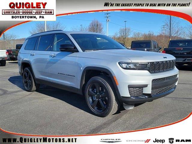 2023 Jeep Grand Cherokee L Altitude 4x4 2023 Jeep Grand Cherokee L Altitude 4x4