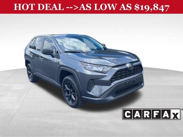 2022 Toyota RAV4 LE 2022 Toyota RAV4 LE