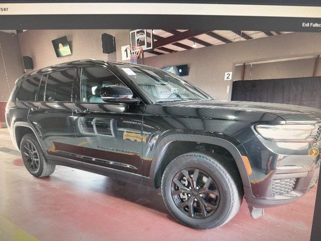 2024 Jeep Grand Cherokee L Altitude 4x4