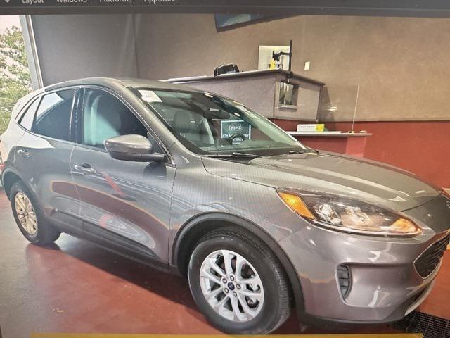 2021 Ford Escape SE Hybrid