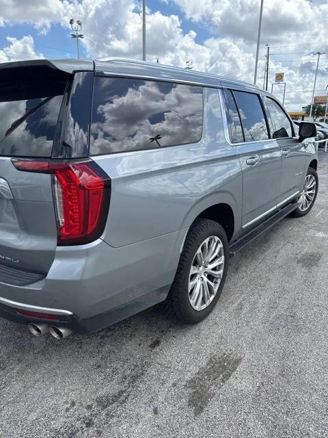 2023 GMC Yukon XL 4WD Denali