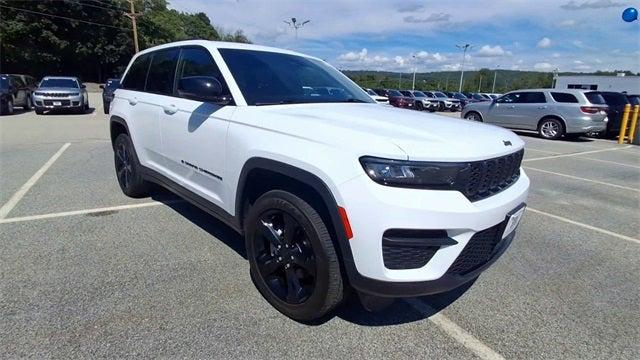 2023 Jeep Grand Cherokee Altitude 4x4