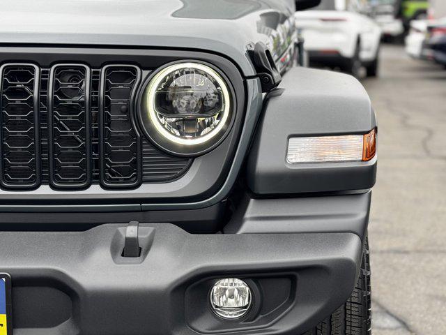 2025 Jeep Wrangler 4-Door Summit 4x4