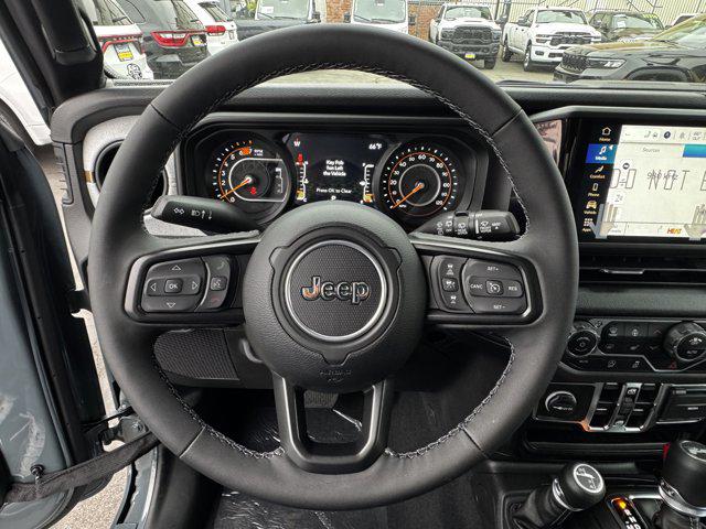 2025 Jeep Wrangler 4-Door Summit 4x4