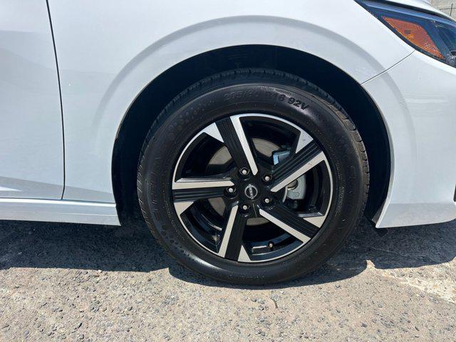 2024 Nissan Sentra SV Xtronic CVT