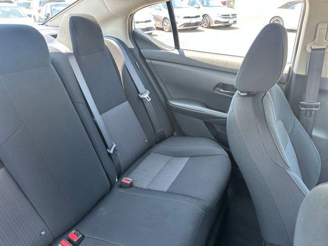 2024 Nissan Sentra SV Xtronic CVT
