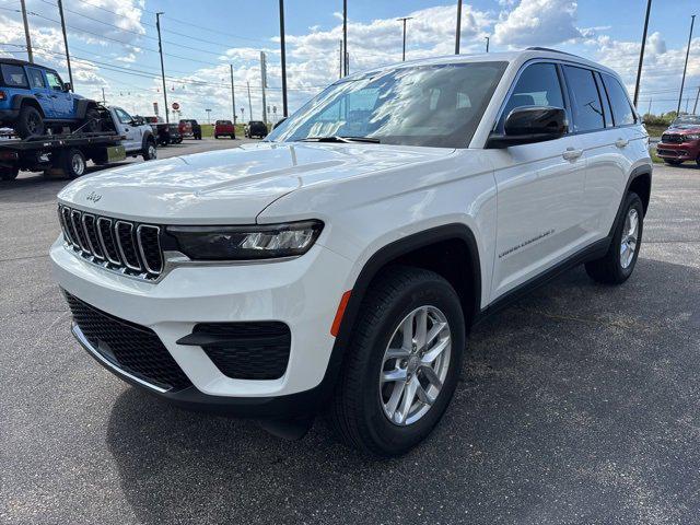 2025 Jeep Grand Cherokee GRAND CHEROKEE LAREDO X 4X4 2025 Jeep Grand Cherokee GRAND CHEROKEE LAREDO X 4X4