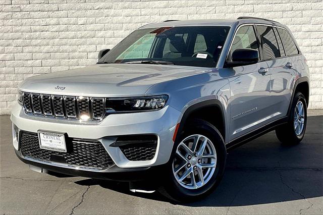 2025 Jeep Grand Cherokee GRAND CHEROKEE LAREDO X 4X4 2025 Jeep Grand Cherokee GRAND CHEROKEE LAREDO X 4X4