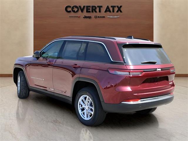 2025 Jeep Grand Cherokee GRAND CHEROKEE LAREDO X 4X2