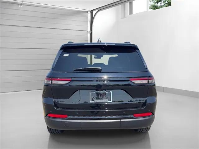 2025 Jeep Grand Cherokee GRAND CHEROKEE LIMITED 4X4 2025 Jeep Grand Cherokee GRAND CHEROKEE LIMITED 4X4