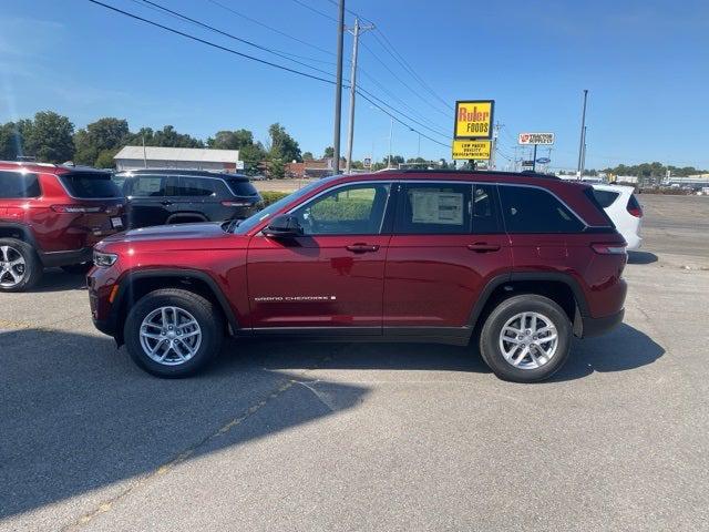 2025 Jeep Grand Cherokee GRAND CHEROKEE LAREDO X 4X4