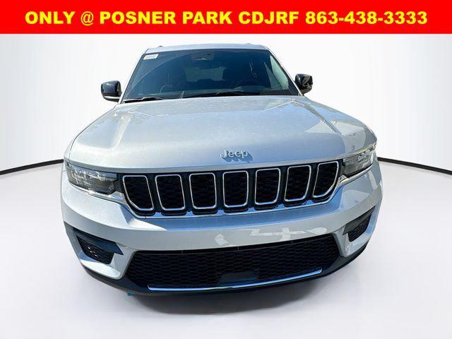 2025 Jeep Grand Cherokee GRAND CHEROKEE LAREDO X 4X4