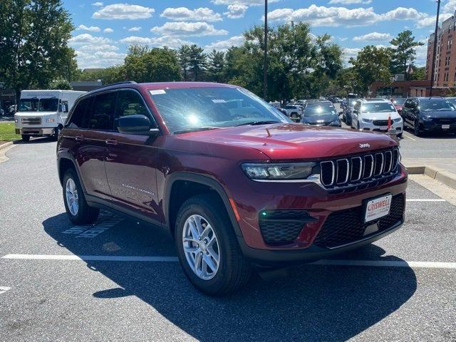 2025 Jeep Grand Cherokee GRAND CHEROKEE LAREDO X 4X4 2025 Jeep Grand Cherokee GRAND CHEROKEE LAREDO X 4X4