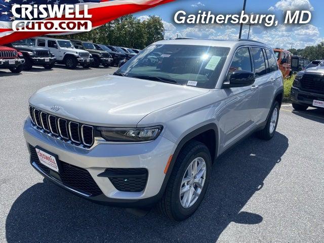 2025 Jeep Grand Cherokee GRAND CHEROKEE LAREDO X 4X4
