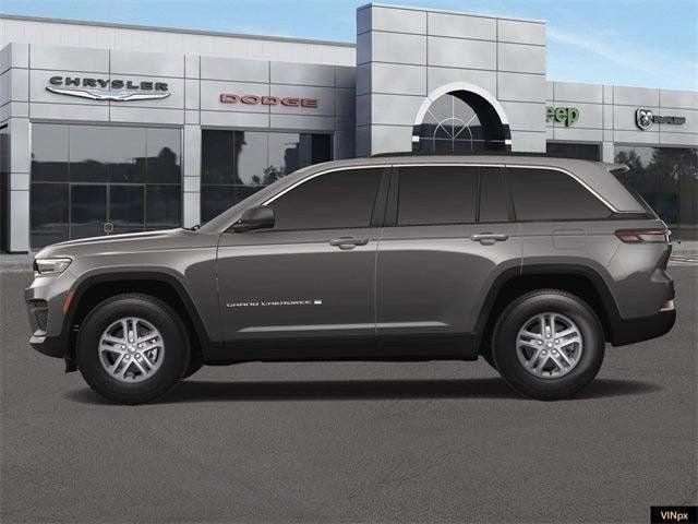 2025 Jeep Grand Cherokee GRAND CHEROKEE LAREDO 4X4