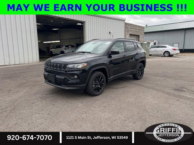 2025 Jeep Compass COMPASS LATITUDE 4X4