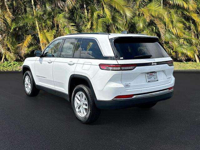 2025 Jeep Grand Cherokee GRAND CHEROKEE LAREDO X 4X4