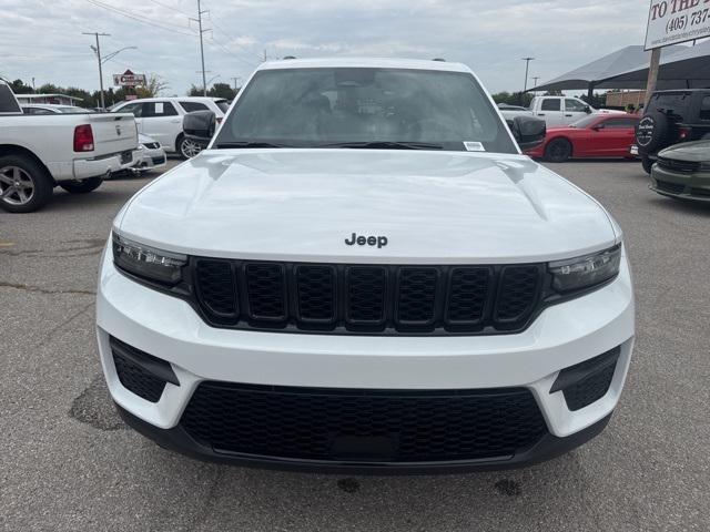 2025 Jeep Grand Cherokee GRAND CHEROKEE ALTITUDE 4X4
