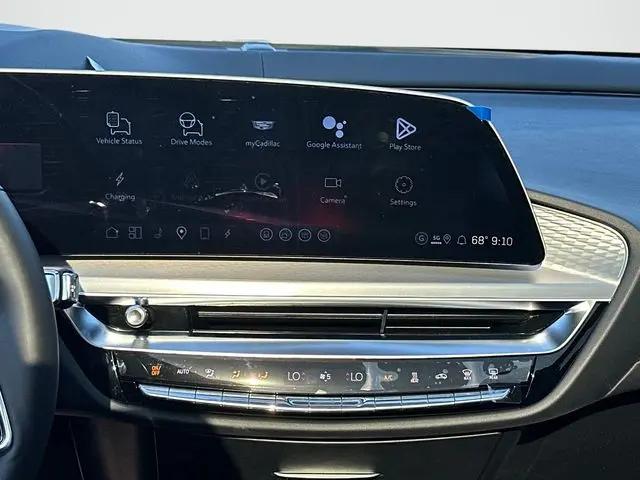 2026 Cadillac iQ V-Series w/1SV