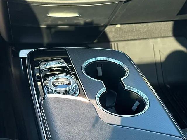 2026 Cadillac iQ V-Series w/1SV