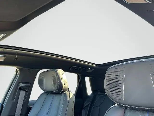 2026 Cadillac iQ V-Series w/1SV