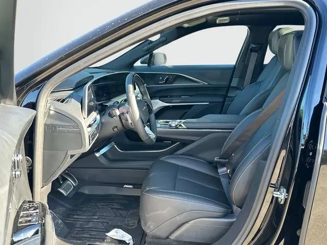 2026 Cadillac iQ V-Series w/1SV