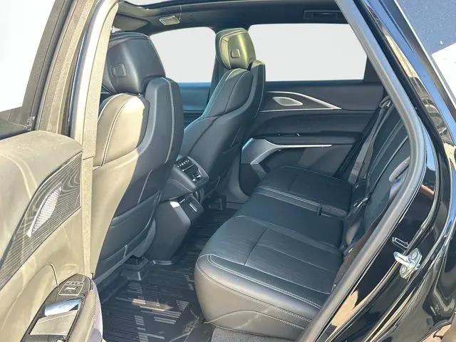 2026 Cadillac iQ V-Series w/1SV