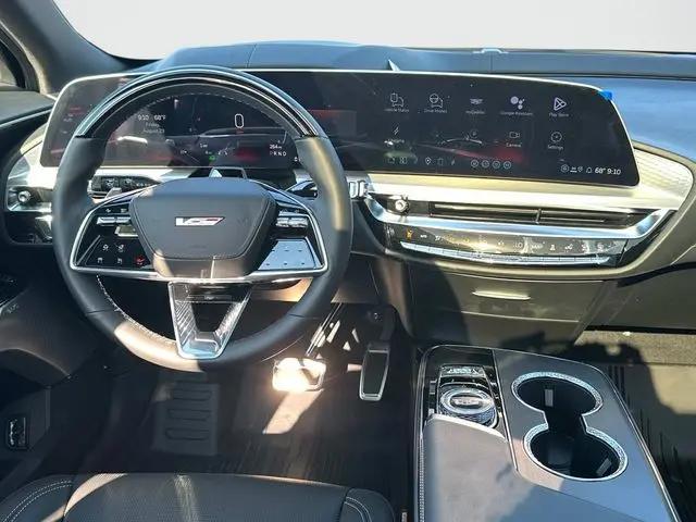 2026 Cadillac iQ V-Series w/1SV