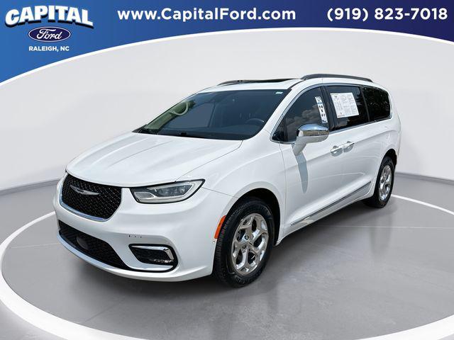 2022 Chrysler Pacifica Limited AWD