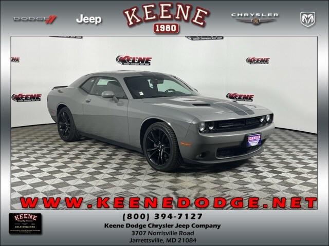 2017 Dodge Challenger SXT