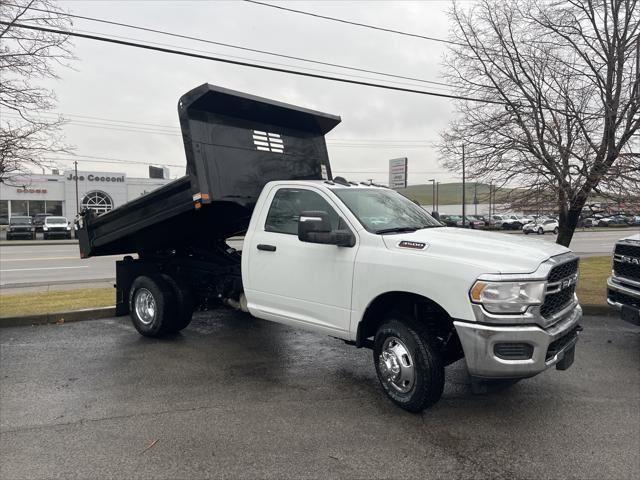 2024 RAM 3500 Chassis Tradesman/SLT