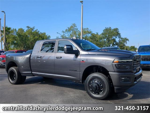 2025 RAM Ram 3500 RAM 3500 LARAMIE MEGA CAB 4X4 64 BOX